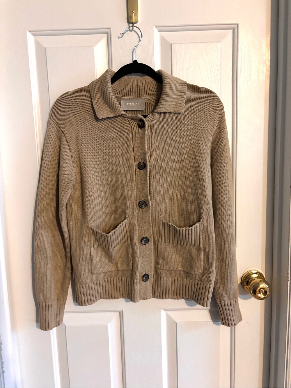 Everlane Beige Button-Front Collar Cardigan